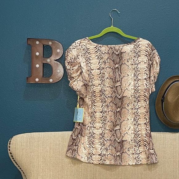 CeCe Python Print Stylized Sleeves Large Shirt New With Tags - Picture 5 of 5